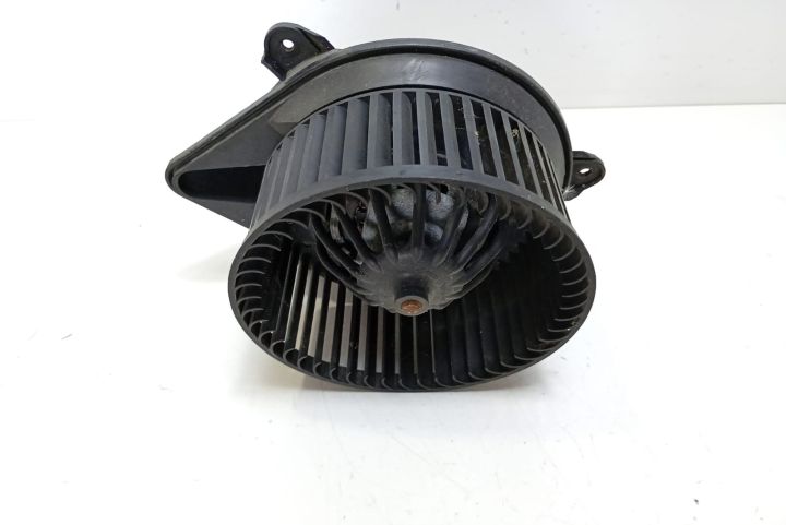 Ventilator habitaclu Renault Trafic a 2-a generatie