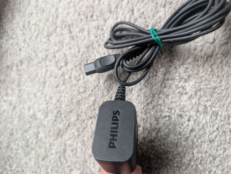 Încărcător aparat tuns și bărbierit Philips Hq8505