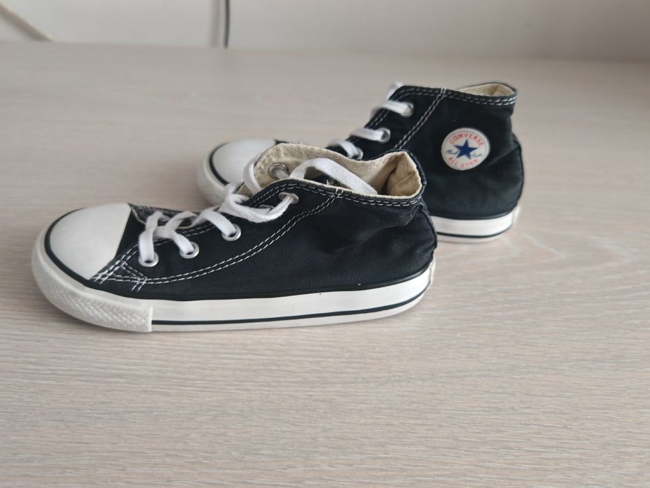 Tenesi Converse baieti, marime 26