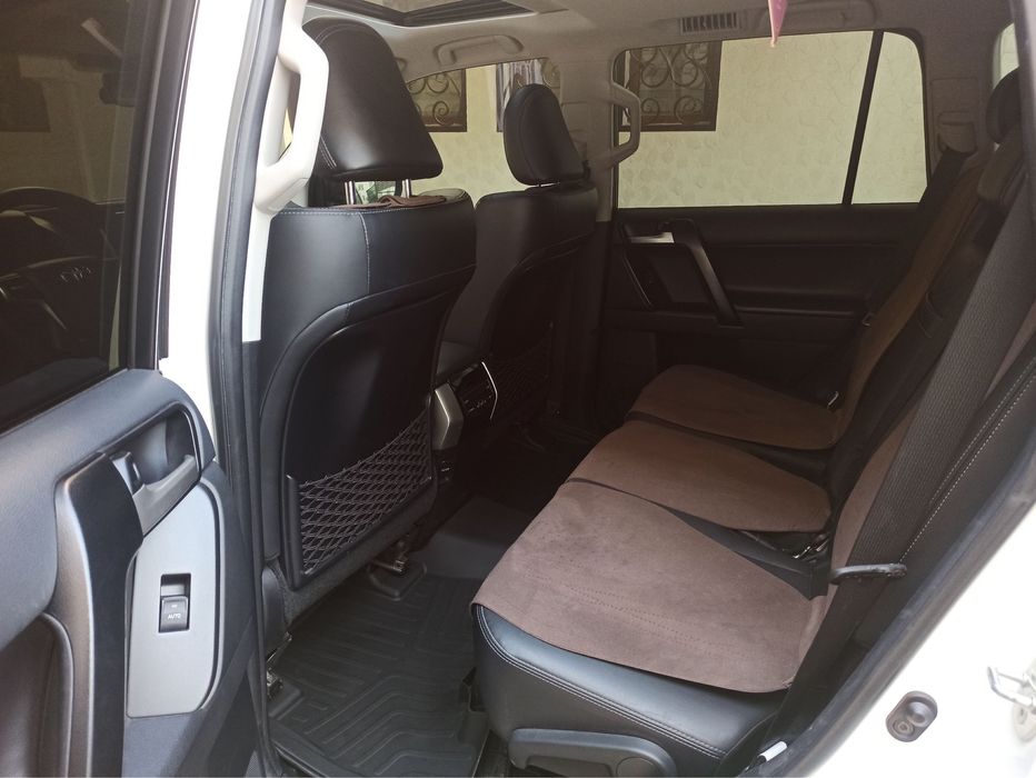 Toyota Land Cruiser 150