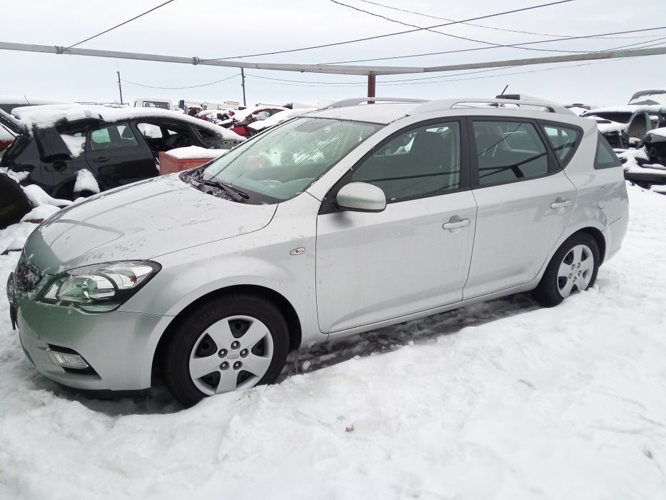 Dezmembrez Kia Ceed Facelift 1,6 Crdi