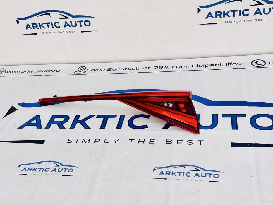 Lampa dreapta pe portbagaj Seat TARRACO cod 5FJ945096