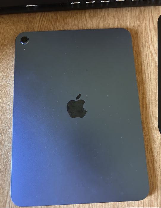 Tableta iPad 11