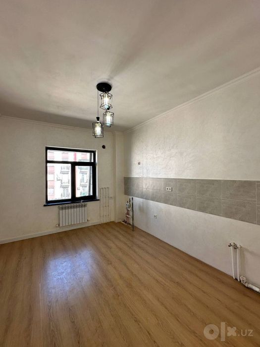 Срочно продаётся 2/10/10 новостройка  74м²