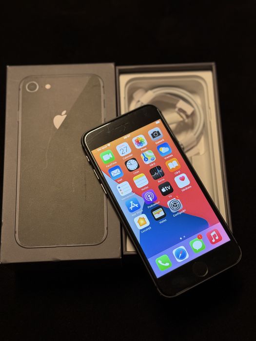 iPhone 8 Black 64GB