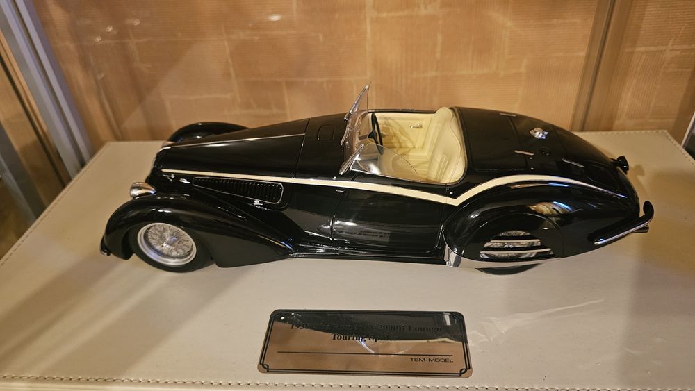 Macheta 1/18 Alfa Romeo 8C2900B Luongo Spider TSM model