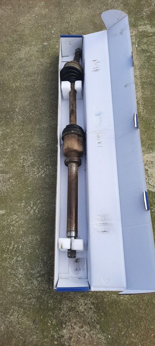 Planetară față dreapta Ford Transit 2009