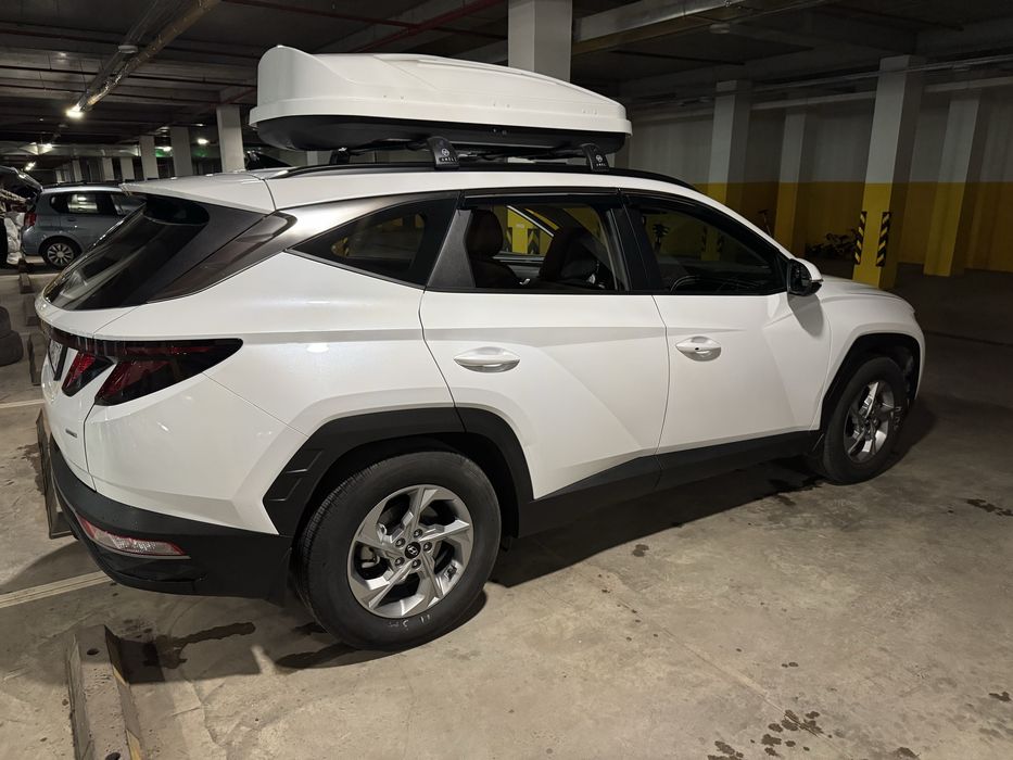 Продам автобокс и поперечины