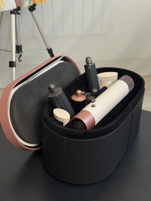 Dyson сакура люкс