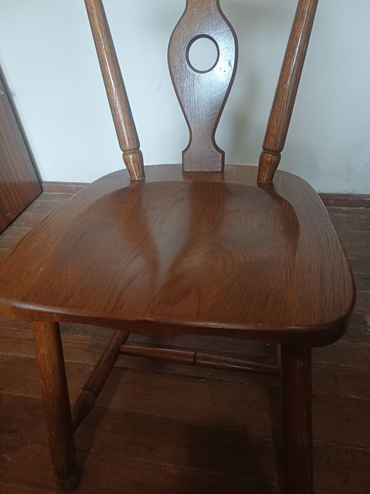 Стол 2 броя за 60 евро