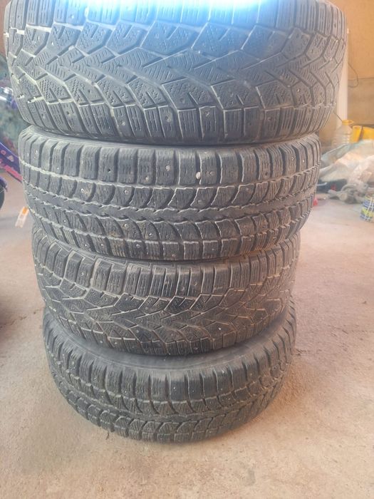 зимние шины комплект