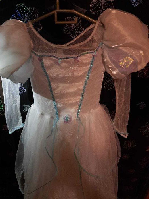 Нарядное платье принцессы Disney