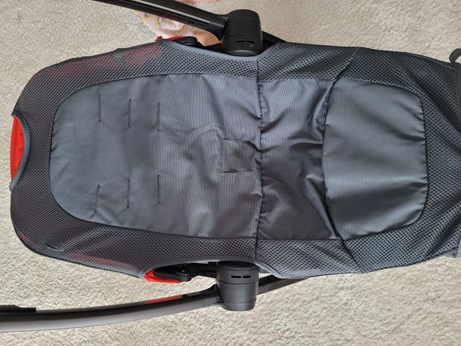 Reductor Quinny Zapp Flex Plus sau flex
Quinny Zapp Flex cos pentru no