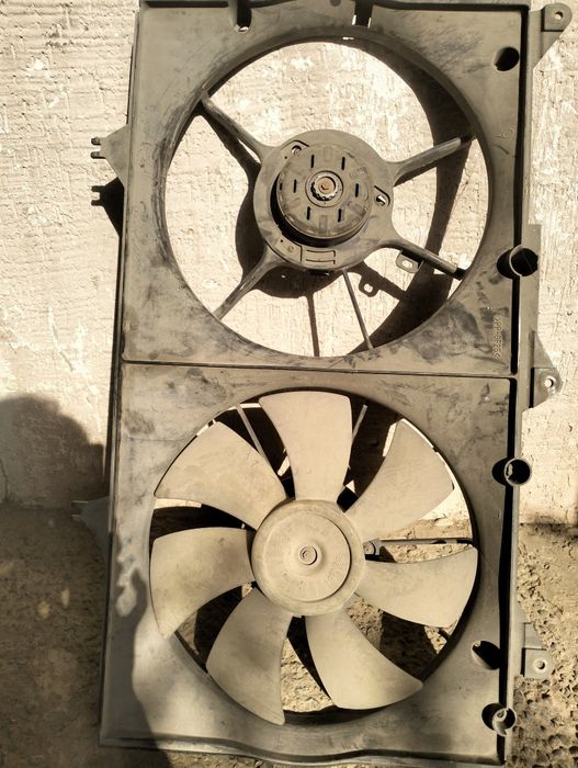 Продаем вентилятор на лексус 300