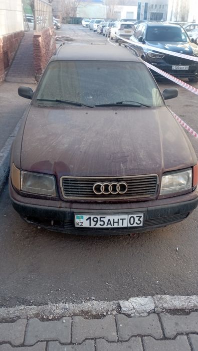 Продали авто Ауди 100 с 4 об 2, 3