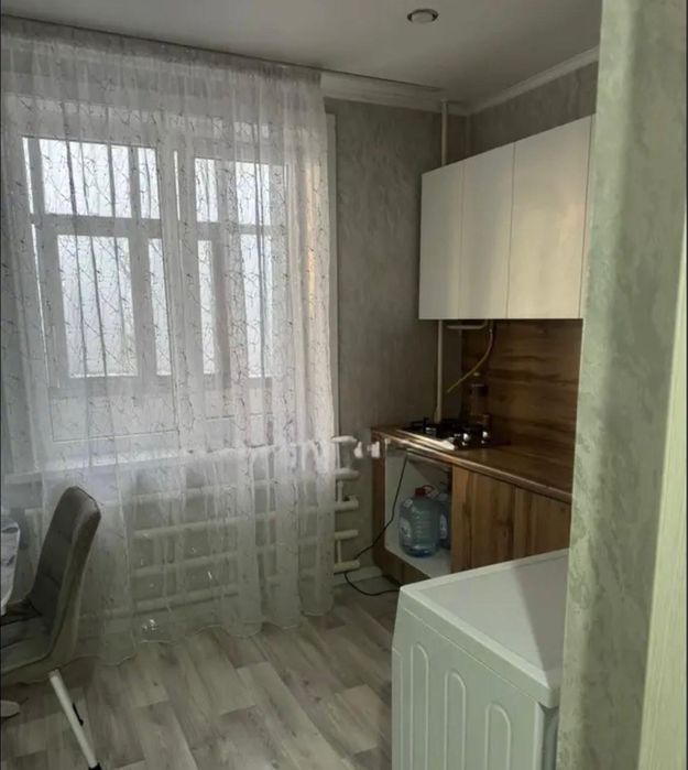 Сдам однушку в районе азий