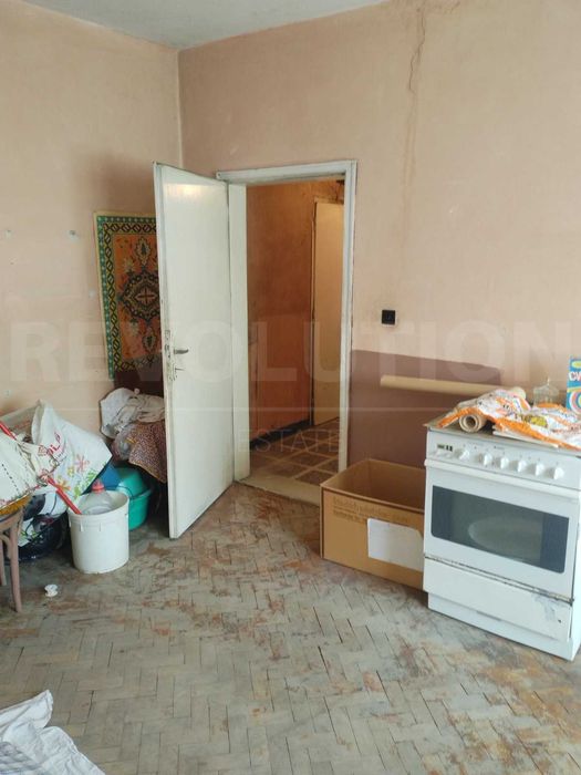 Продава се Двустаен апартамент в Перник, Изток - 60 кв.м за 1042 €/кв.м - Снимка #12