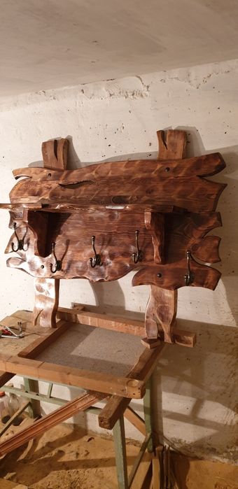 Вешалка ручной работы