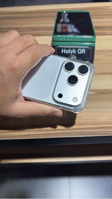 Iphone 17 pro 256гб 98%