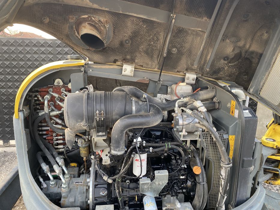 Багер Wacker Nueson 6003