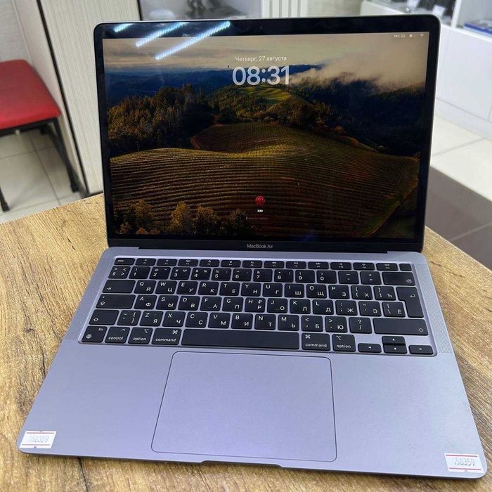 А21 / Ноутбук Apple MacBook Air 13 M1 20,20 256GB / sk158359