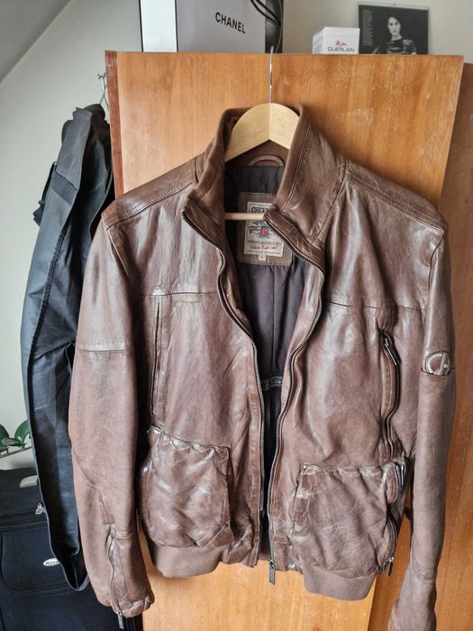 Кожено яке CHEVIGNON