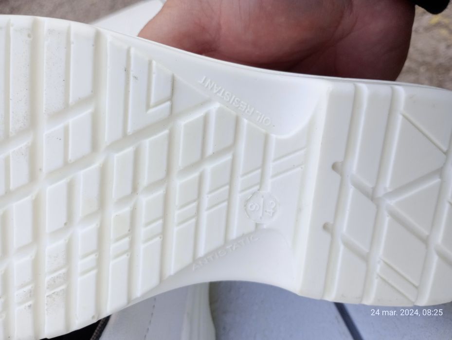 Pantofi safety albi noi m43