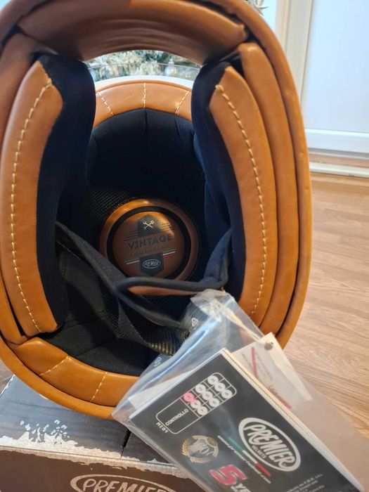 Casca Premier Trophy Platinum Edition