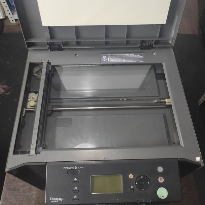 МФУ Canon i-SENSYS MF4410 — 3 в 1 (принтер, сканер, копир).
