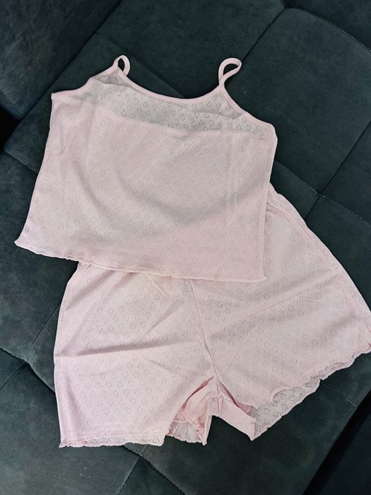 Пижамы, халаты с сорочкой