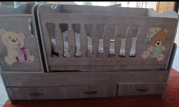 Продается  Детская кровать