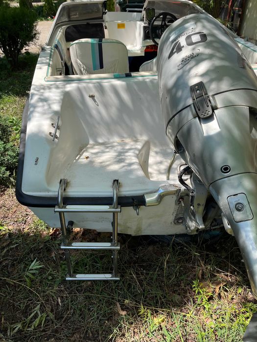 Barca Hellas Pegasus fara motor