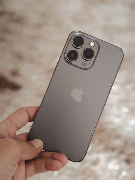 Продается телефон