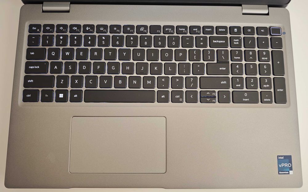 Dell Latitude 5530 FHD IPS i5-1235U/512GB/8GB