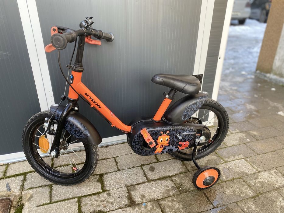 Bicicletă copii B’Twin 14” cu roți ajutătoare – stare bună