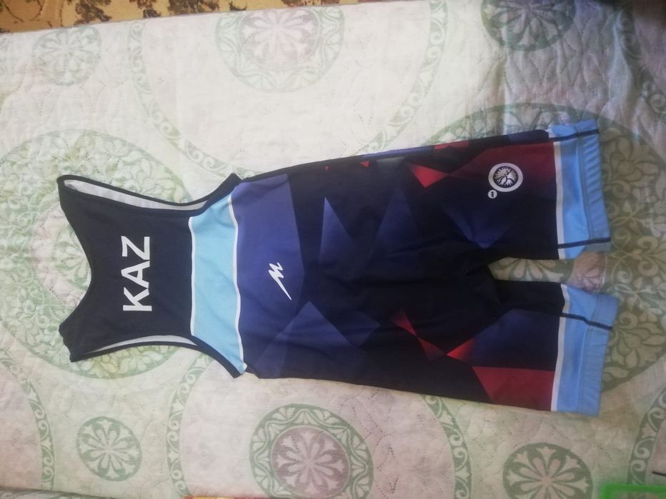 Күреске арналған киім