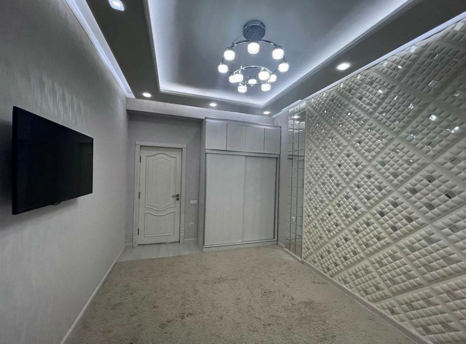 ПРОДАЁТСЯ Просторная 4-комнатная квартира, 100 м² Паркентский