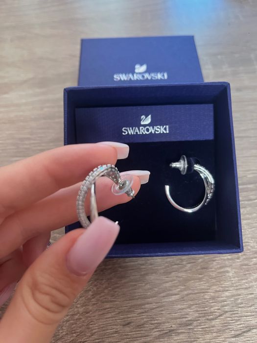 SWAROVSKI обеци, неупотребявани