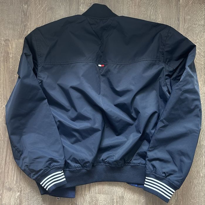 Яке бомбър Tommy Hilfiger