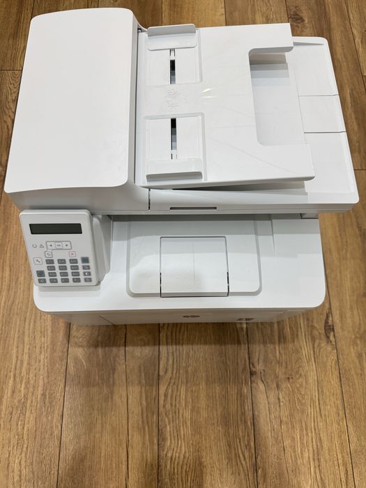 Принтер МФУ HP LaserJrt Pro MFP M227 fdn новый