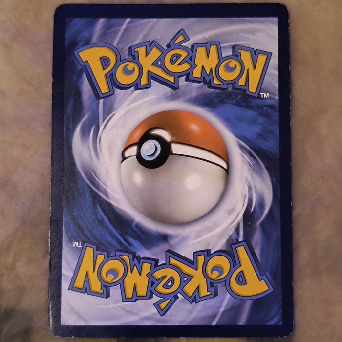 pokemon pickachiu card