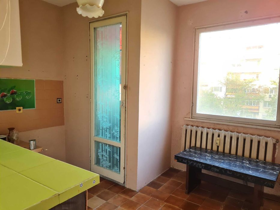 Продава се Двустаен апартамент в Плевен, Широк център - 60 кв.м за 1217 €/кв.м - Снимка #5