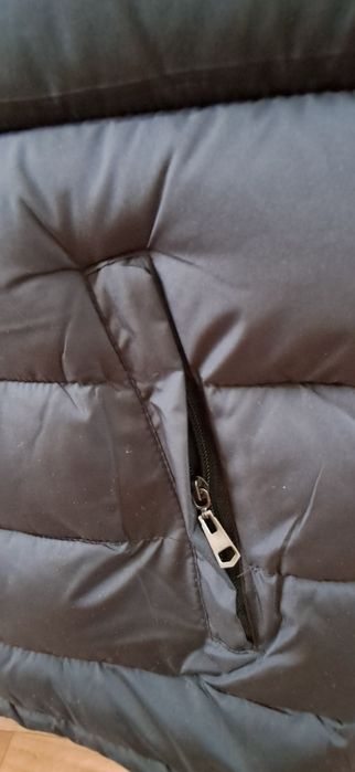 Продам мужскую безрукавку