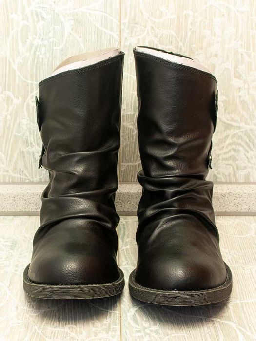 Дамски боти номер 36