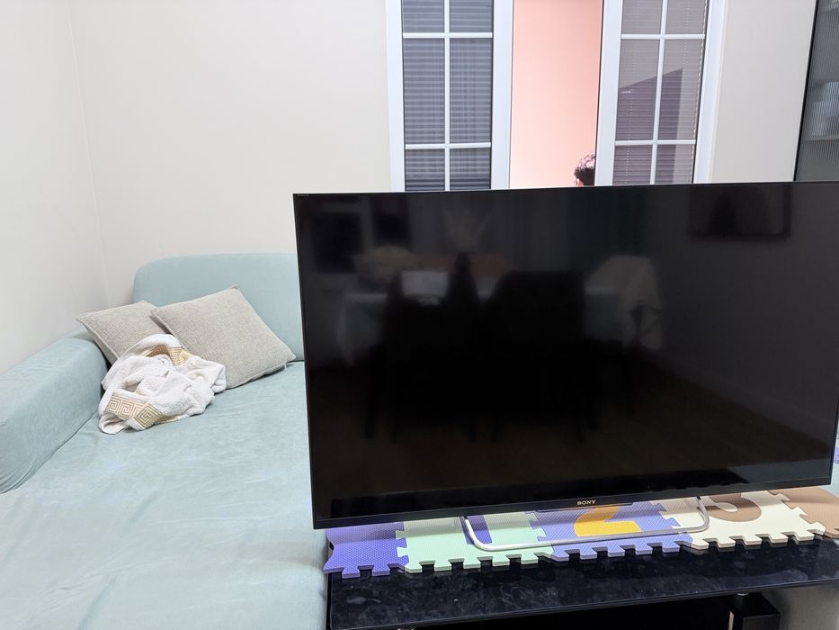 Телевизор Sony Bravia KDL50W828B