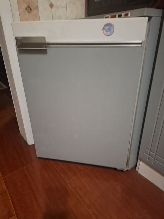 Морозильник Бирюса