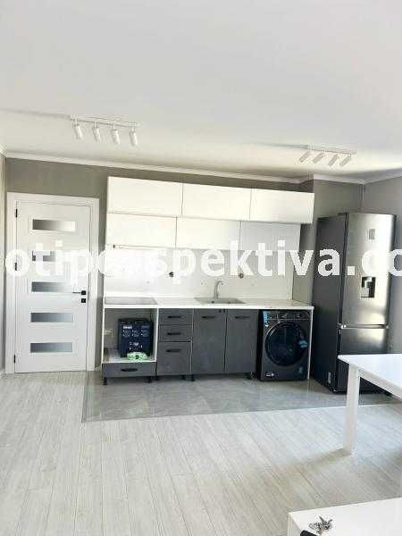 Продава се Двустаен апартамент в Пловдив, Христо Смирненски - 77 кв.м за 961 €/кв.м - Снимка #2