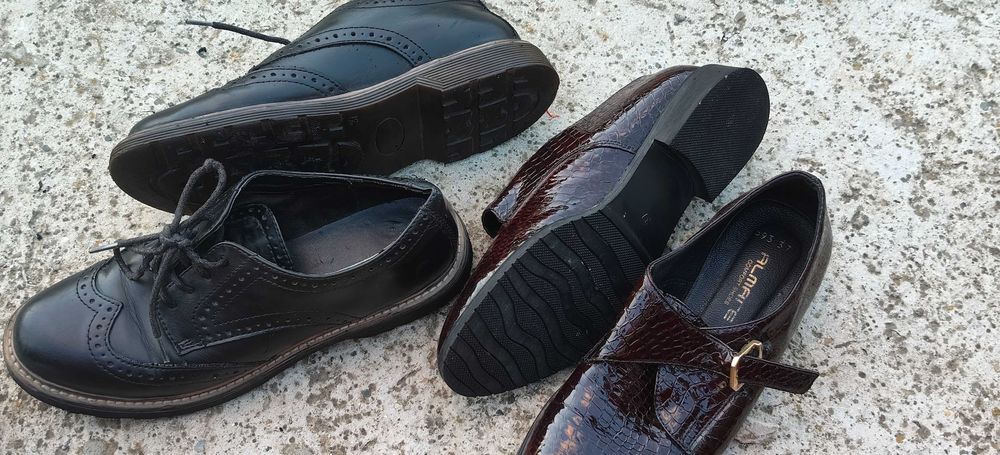 Set 2 perechi pantofi second hand