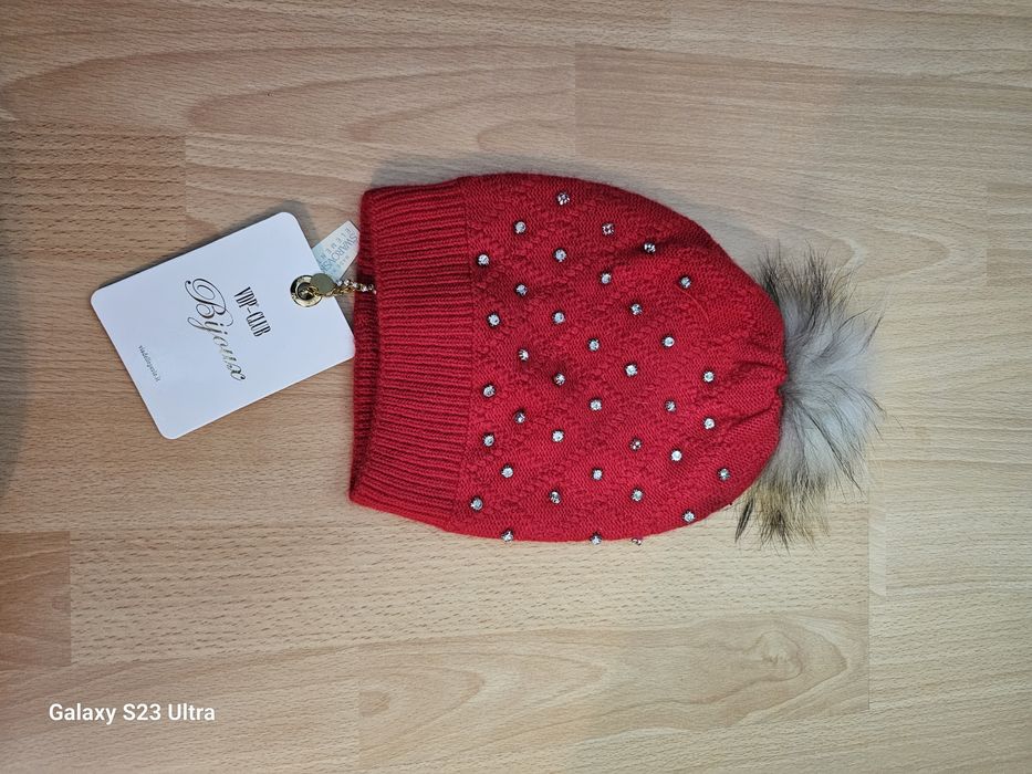 Fesuri Bijoux VDP-CLUB / Disponibil Roșu