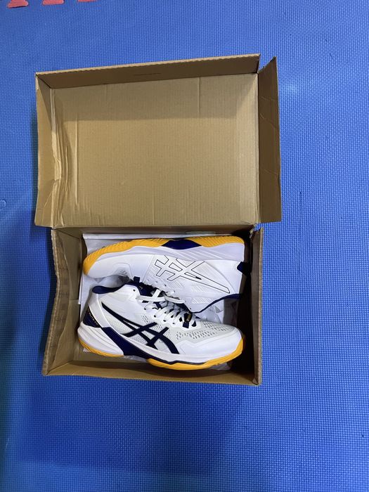 волейбольные кроссовки ASICS Sky Elite FF